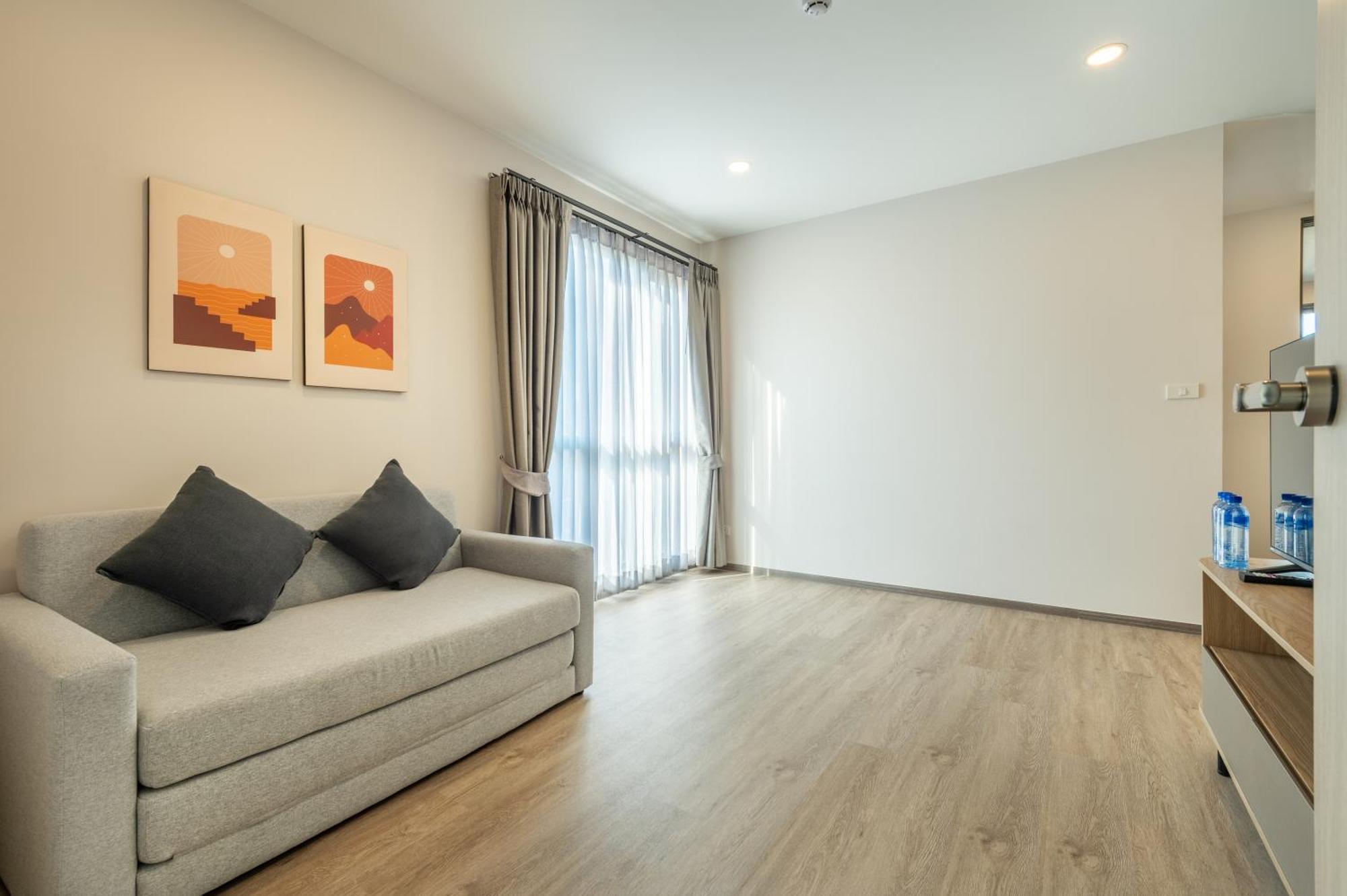 Salaya One Hotel & Service Apartment Dış mekan fotoğraf