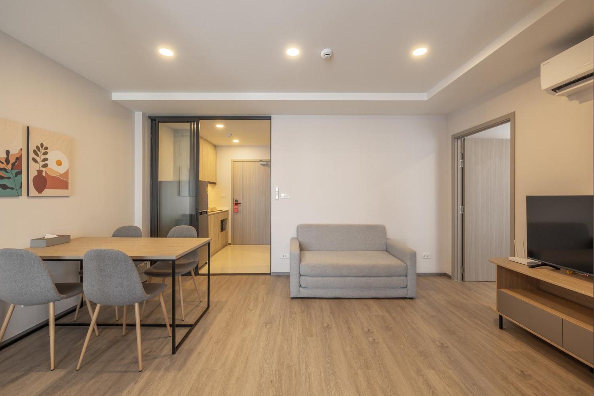 Salaya One Hotel & Service Apartment Dış mekan fotoğraf