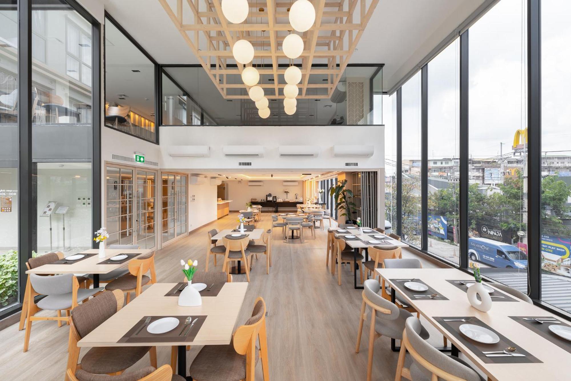 Salaya One Hotel & Service Apartment Dış mekan fotoğraf